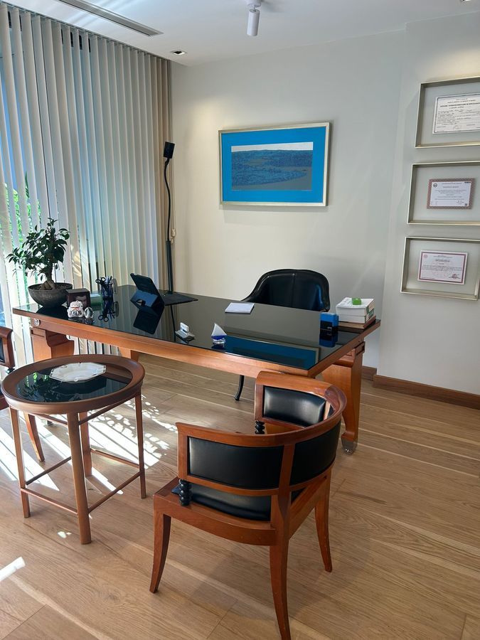Lotus Nişantaşı — consulting room at Dr. Senai Aksoy IVF Clinic